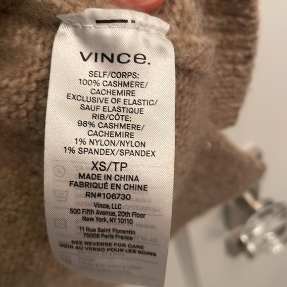 Vince Oatmeal Cashmere Turtleneck Sweater Size XS - Picture 3 of 5